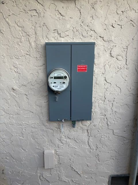 Gallery photos for Upgrade Your Electrical Panels Today: Image #2